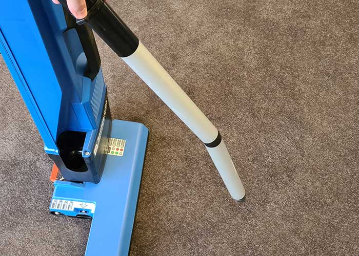 BT450_Santoemma_Upright_Commercial_Vacuum_Cleaner_Removalable_Vacuum_Wand_and_Hose GRAVITECH 450 - Image 2